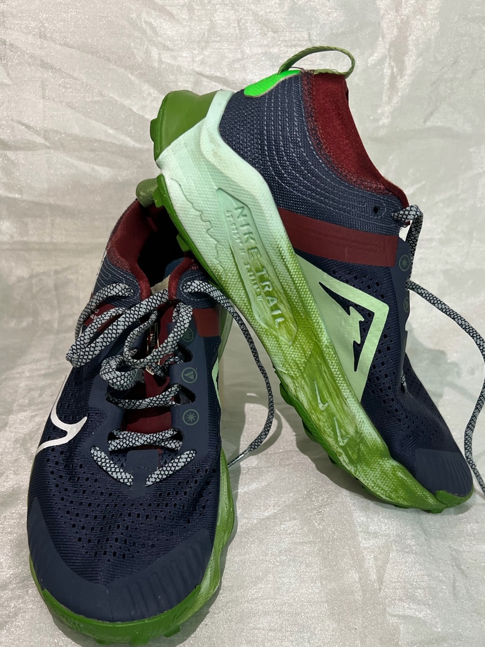 Nike ZoomX Womens Running Shoes Size 8 Blue Green Burgundy Athletic Sneakers - Picture 8 of 9
